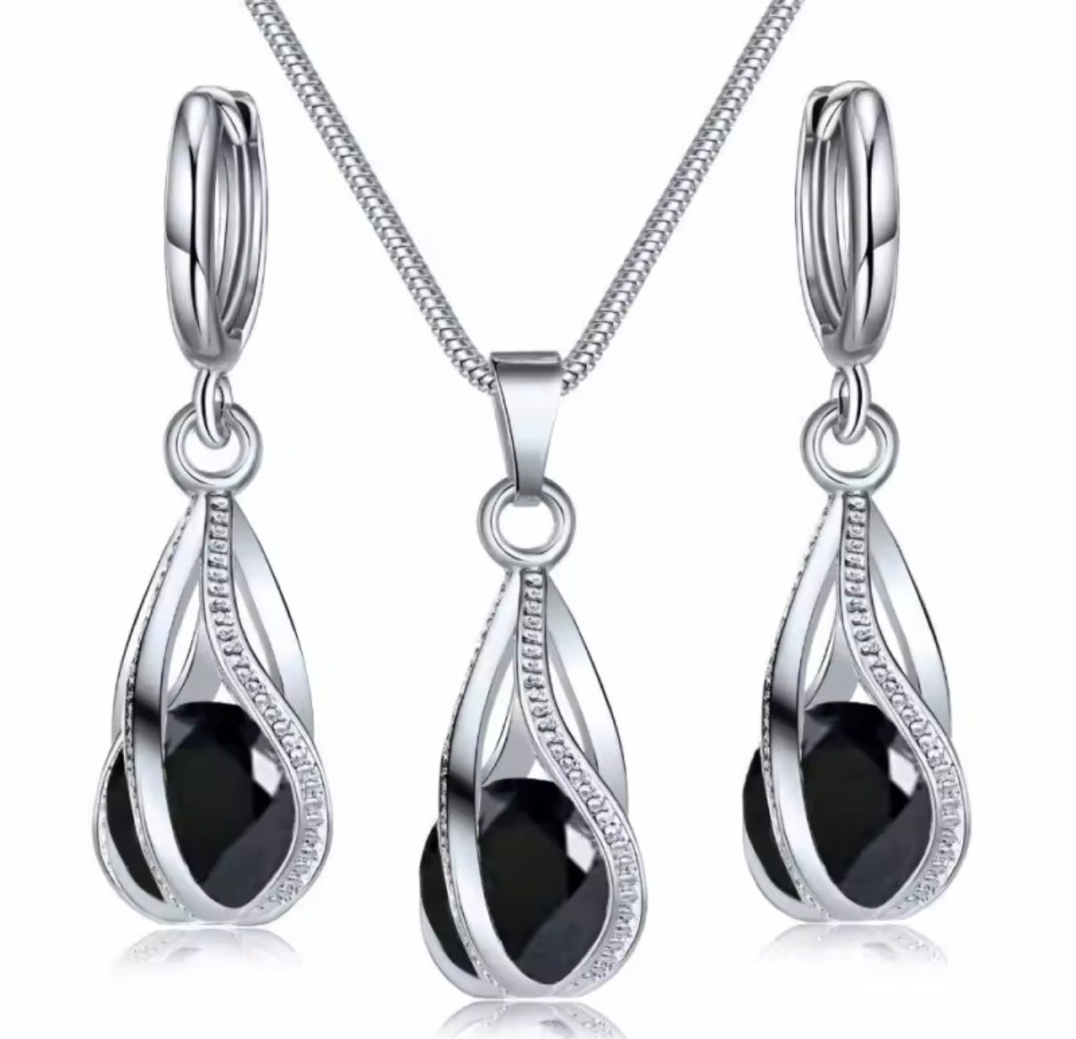 Zestaw biżuterii Elegance Black – naszyjnik i kolczyki